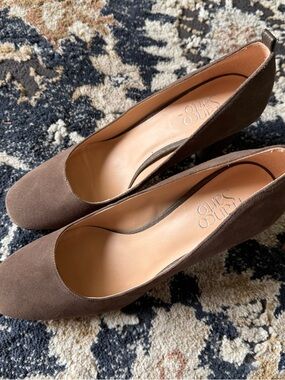 Franco Sarto Brown Suede Wedge Pumps Size 9.5 Almond Toe Comfort Heel